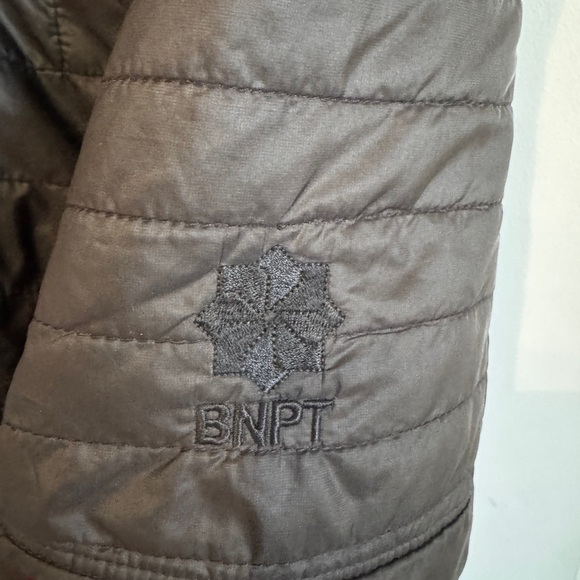 Patagonia Women’s Insulated Vest | Size Small | See Flaws - Picture 7 of 8